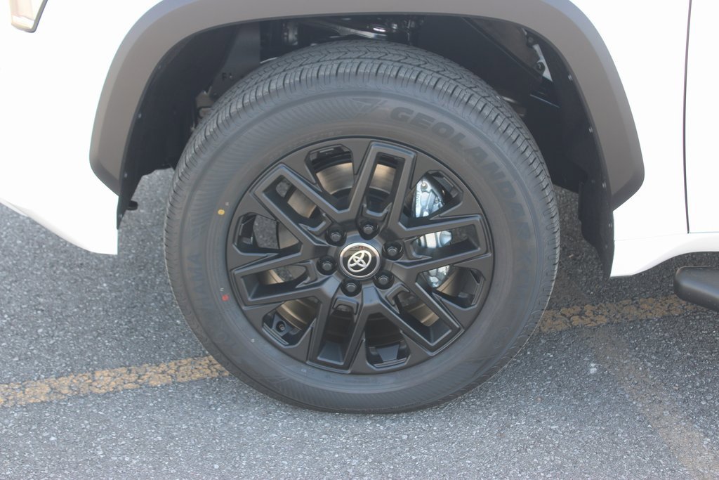 2026 Toyota Tundra Limited photo 2