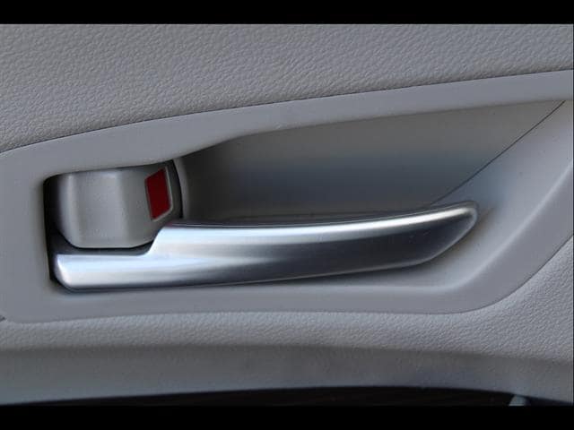 2023 Toyota Sienna XLE - Photo 14