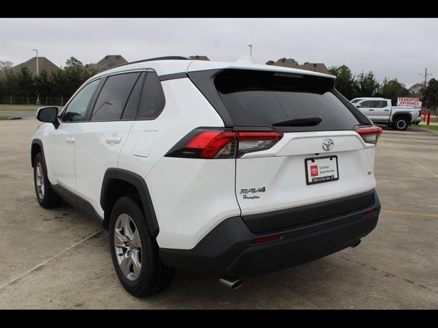2023 Toyota RAV4 XLE - Photo 9