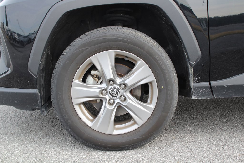 Used 2022 Toyota RAV4 XLE with VIN 2T3W1RFV3NC178214 for sale in Lafayette, LA