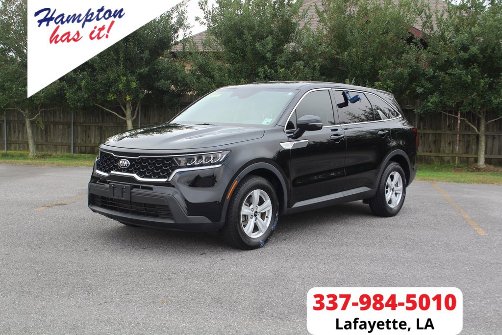 2021 Kia Sorento LX's photo