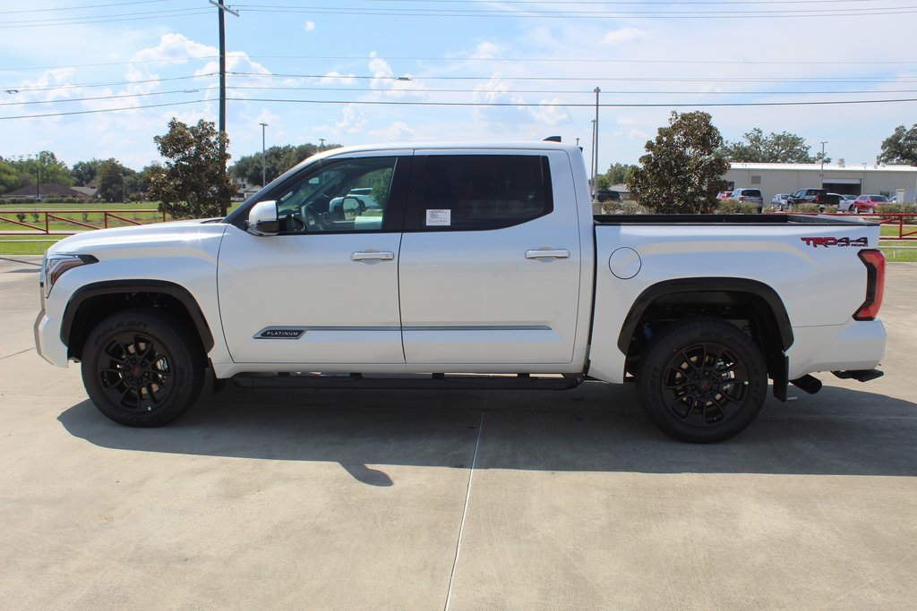 2026 Toyota Tundra Platinum photo 2