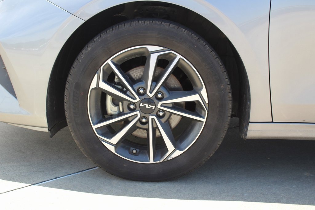 Used 2023 Kia Forte LXS with VIN 3KPF24AD3PE558553 for sale in Lafayette, LA