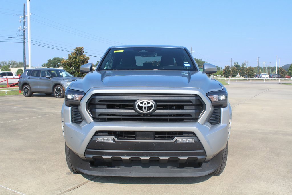 2024 Toyota Tacoma SR5 photo 3