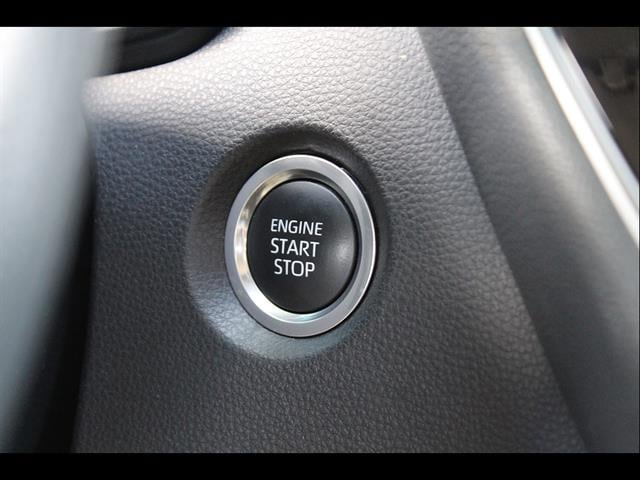 2025 Toyota Corolla LE - Photo 24
