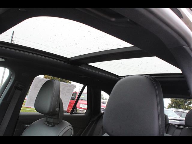 2024 Mercedes-Benz GLC GLC 300 - Photo 21