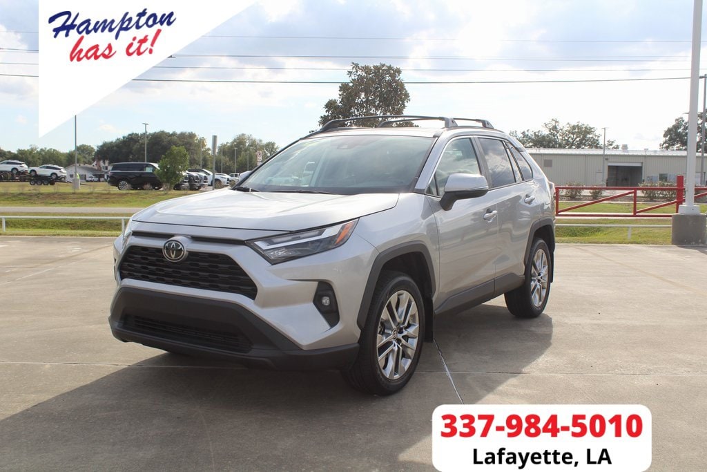 2023 Toyota RAV4 XLE Premium's photo