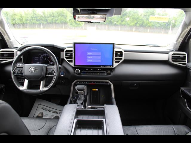 2024 Toyota Tundra Limited - Photo 28