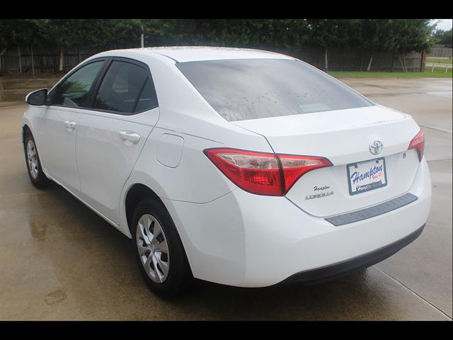 2018 Toyota Corolla L - Photo 9