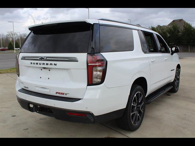 2021 Chevrolet Suburban RST - Photo 6