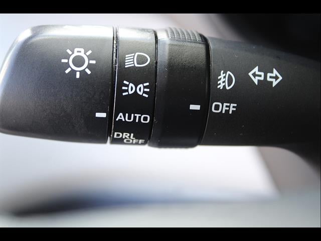 2023 Toyota Sienna XLE - Photo 22