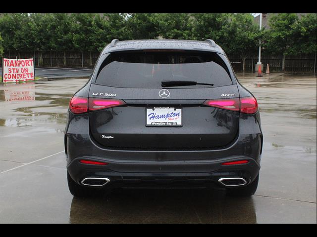 2024 Mercedes-Benz GLC GLC 300 - Photo 7