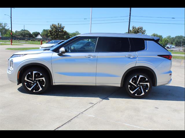 2024 Mitsubishi Outlander SEL - Photo 11