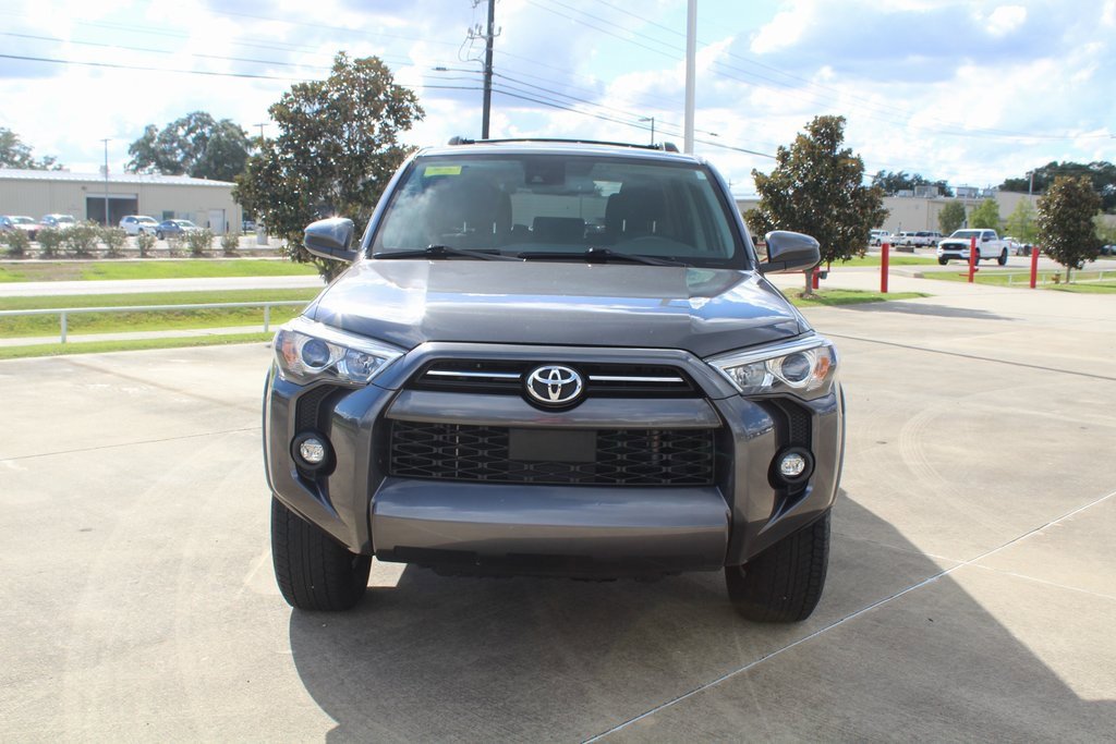 2023 Toyota 4Runner SR5 photo 3