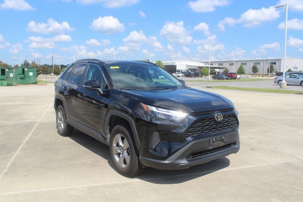 Used 2023 Toyota RAV4 XLE with VIN 2T3W1RFV2PW273803 for sale in Northfield, Minnesota