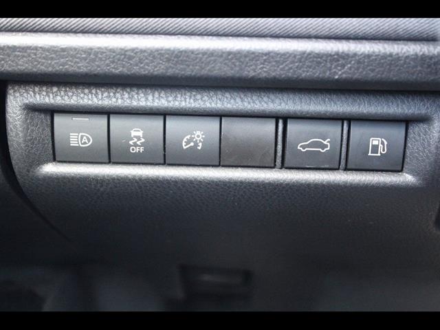 2025 Toyota Camry LE - Photo 16