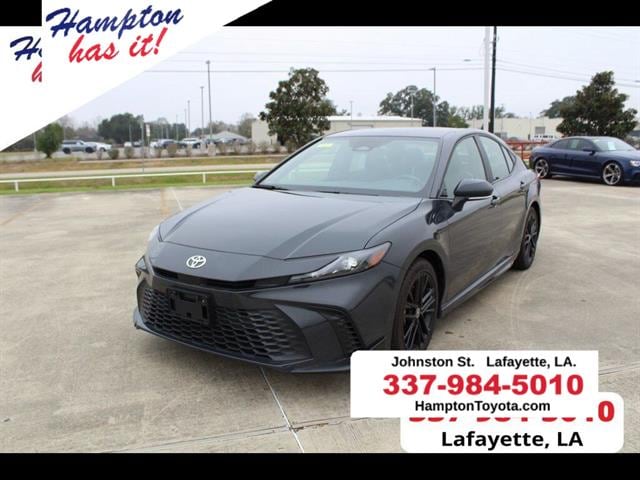2025 Toyota Camry SE
