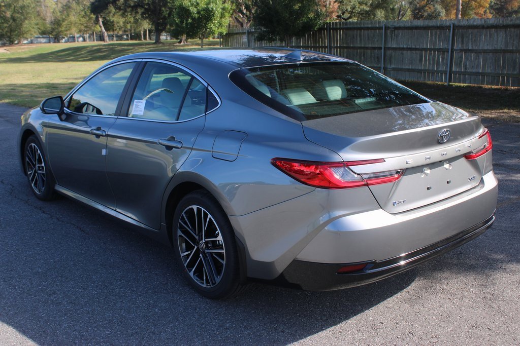 2026 Toyota Camry XLE photo 4