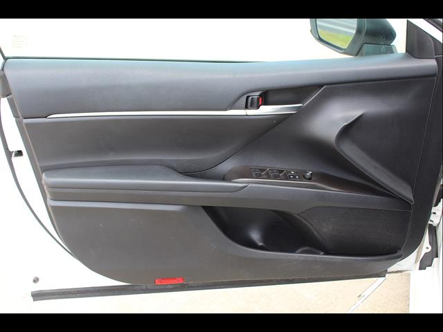 2023 Toyota Camry LE - Photo 11