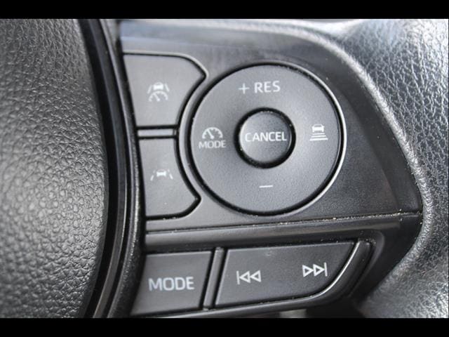 2024 Toyota Corolla LE - Photo 15