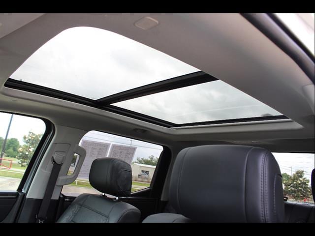 2024 Toyota Tundra Limited - Photo 18