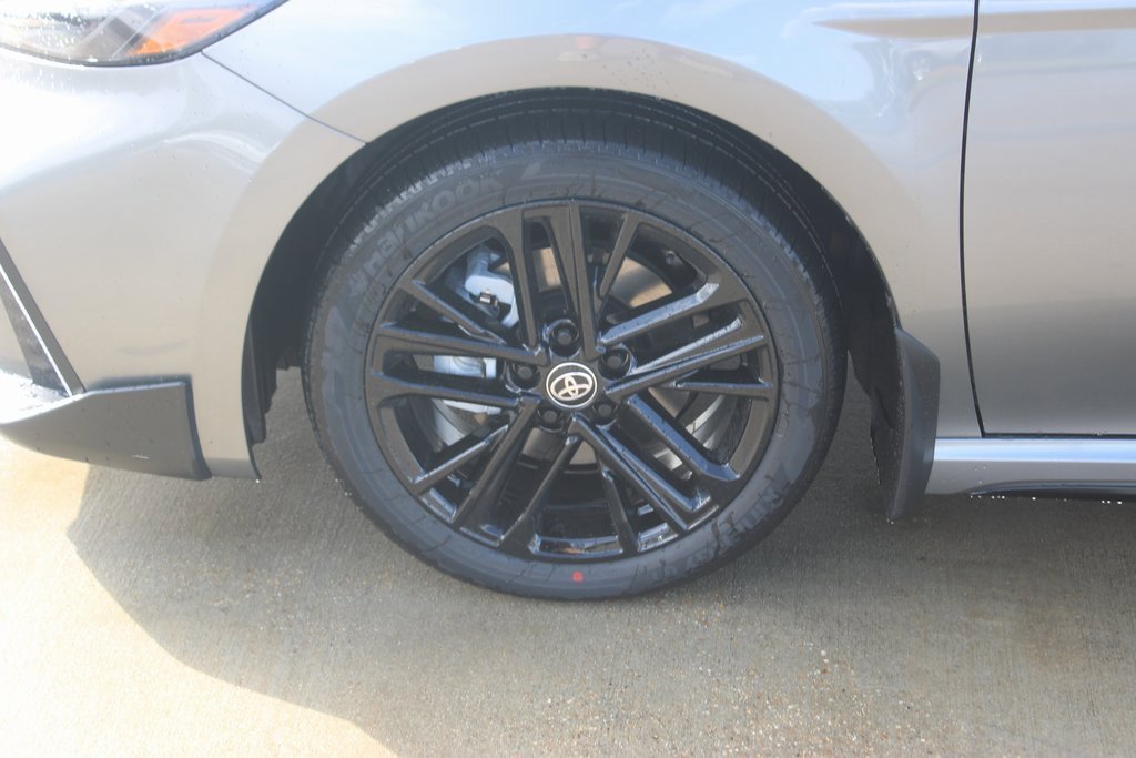 2026 Toyota Camry SE photo 2