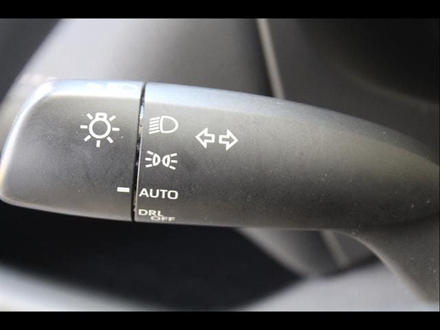 2024 Toyota RAV4 XLE - Photo 21