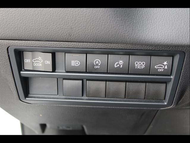 2025 Toyota Tundra Limited - Photo 19
