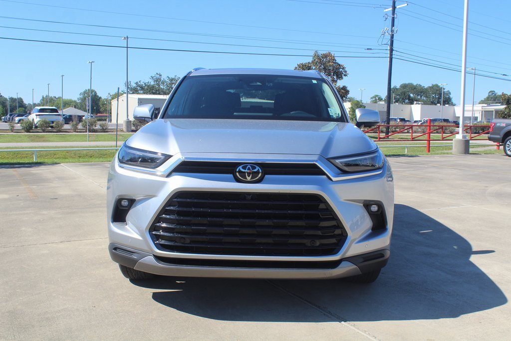 2024 Toyota Grand Highlander Limited photo 3