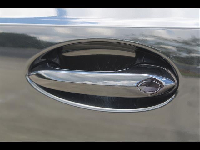 2023 BMW 3 Series 330i - Photo 11