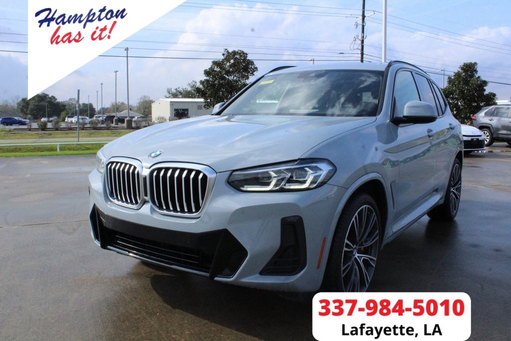 2022 BMW X3 30i's photo