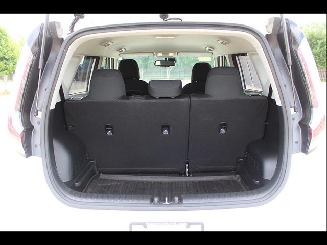 2024 Kia Soul S - Photo 8