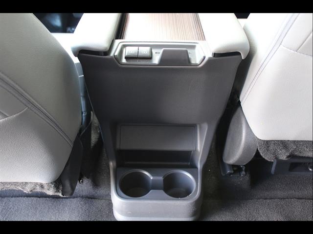 2023 Toyota Sienna XLE - Photo 33