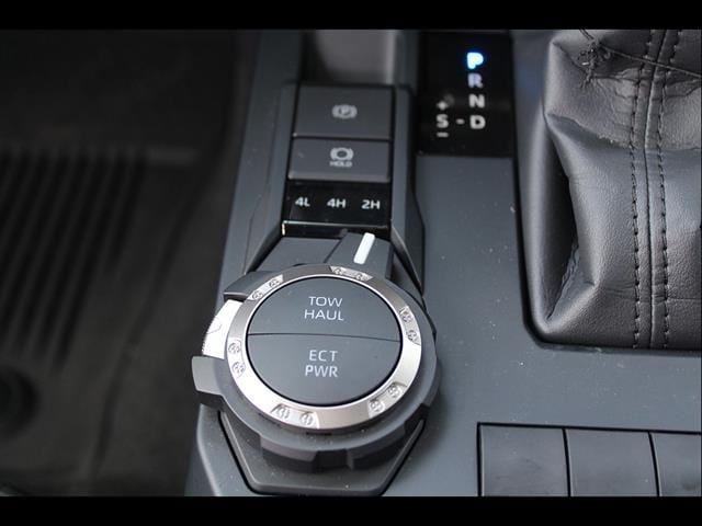 2026 Toyota Tacoma SR5 - Photo 30