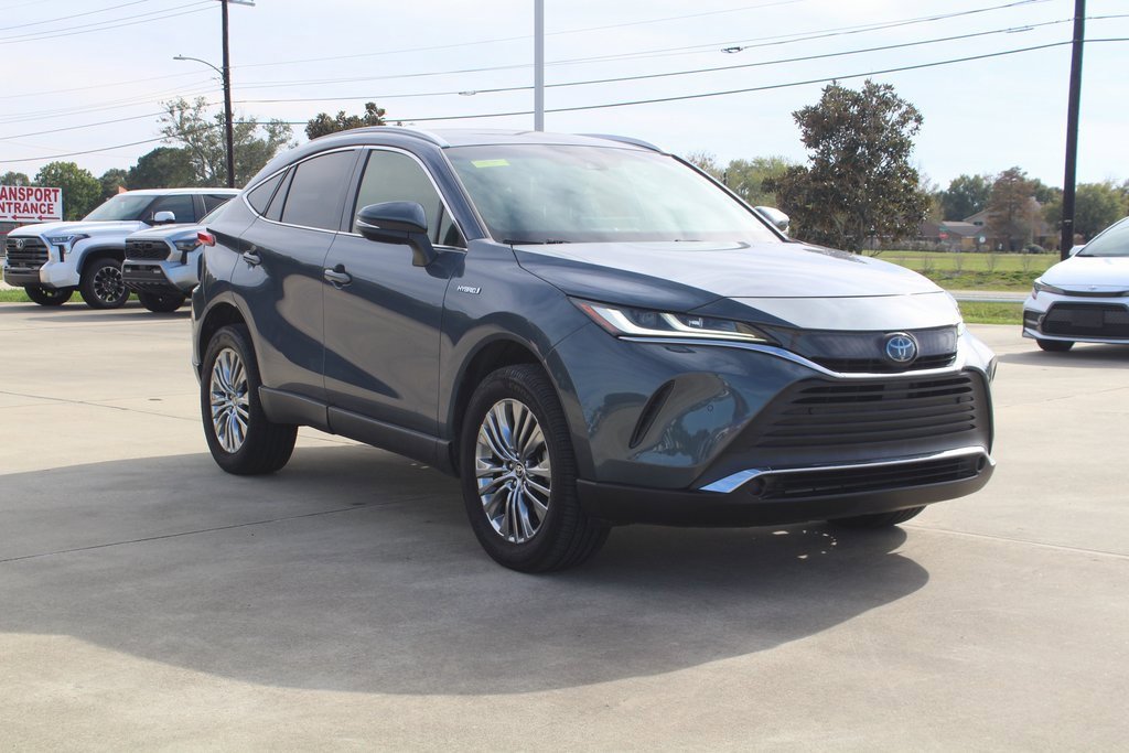 2021 Toyota Venza Limited photo 3