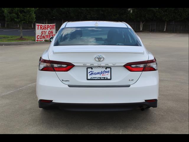 2023 Toyota Camry LE - Photo 7