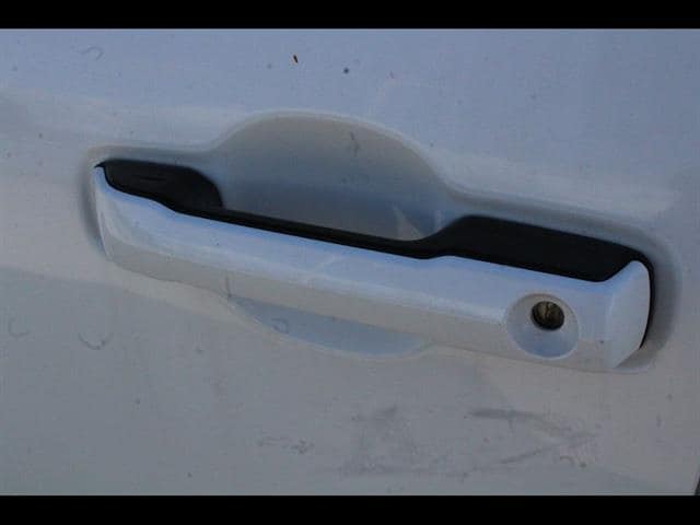 2024 Toyota Tacoma SR5 - Photo 12
