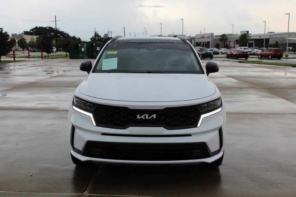 Used 2022 Kia Sorento SX with VIN 5XYRKDLF6NG106883 for sale in Lafayette, LA