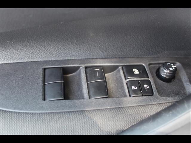 2024 Toyota Corolla LE - Photo 11