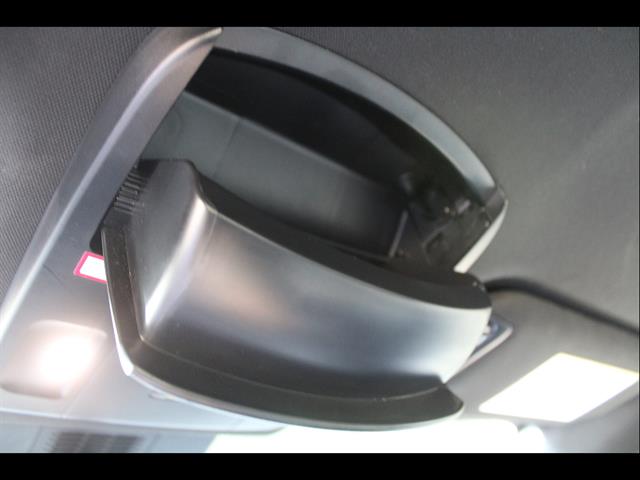 2025 Toyota Camry SE - Photo 24