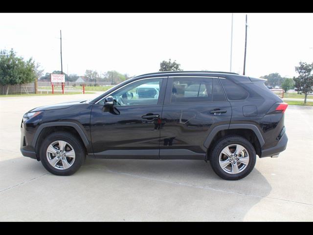 2023 Toyota RAV4 XLE - Photo 10