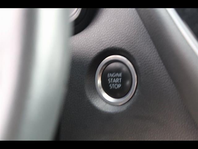 2024 Toyota Corolla SE - Photo 23