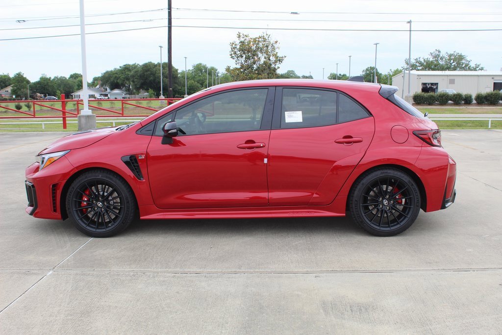 2025 Toyota Corolla GR Premium Plus photo 3