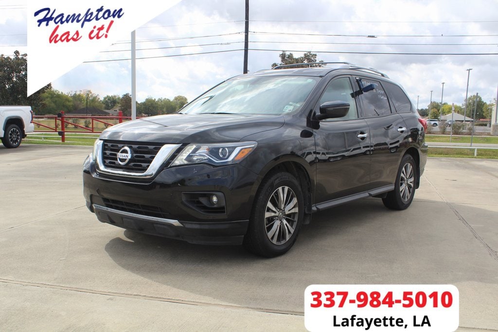 2019 Nissan Pathfinder SV