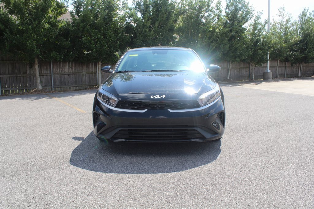 2024 Kia Forte LXS photo 2