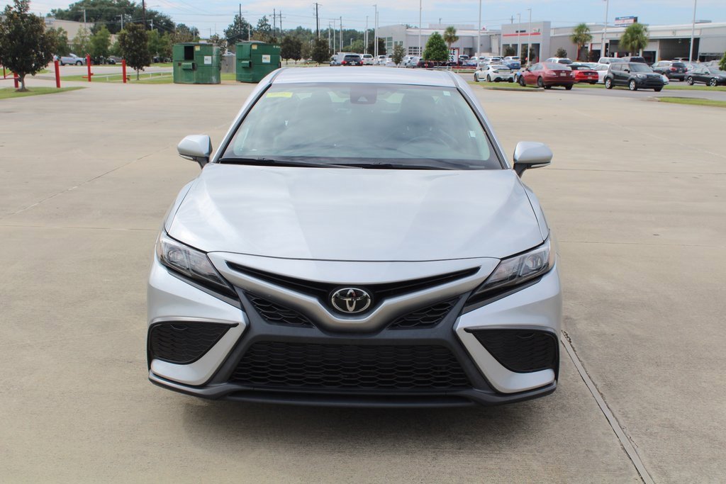 Used 2022 Toyota Camry SE with VIN 4T1G11AKXNU692684 for sale in Lafayette, LA