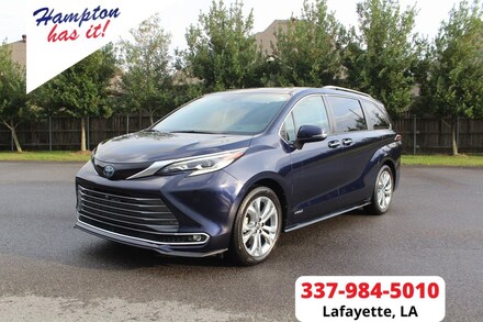 2021 Toyota Sienna Platinum Passenger Van