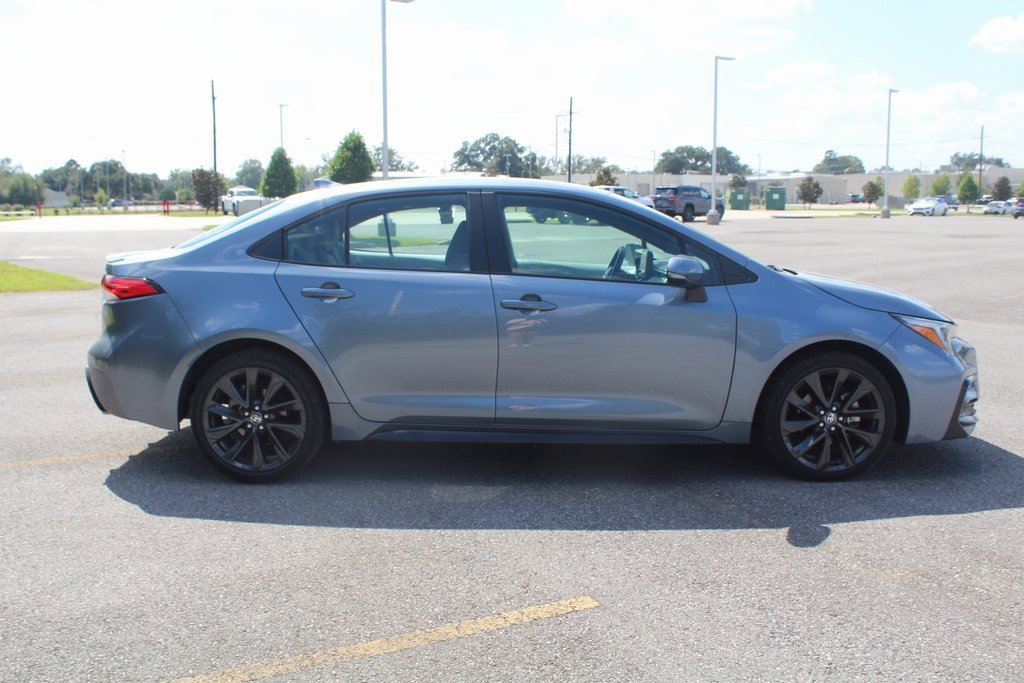 2023 Toyota Corolla SE photo 4
