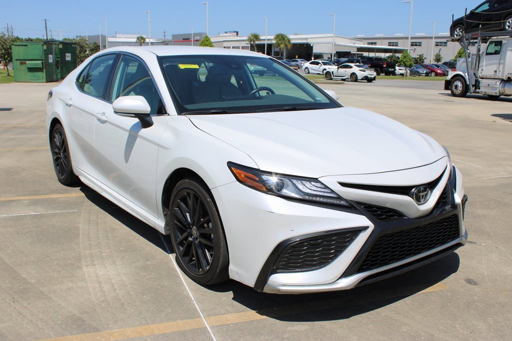 2023 Toyota Camry XSE photo 4