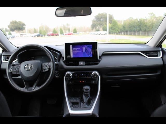 2023 Toyota RAV4 XLE - Photo 26